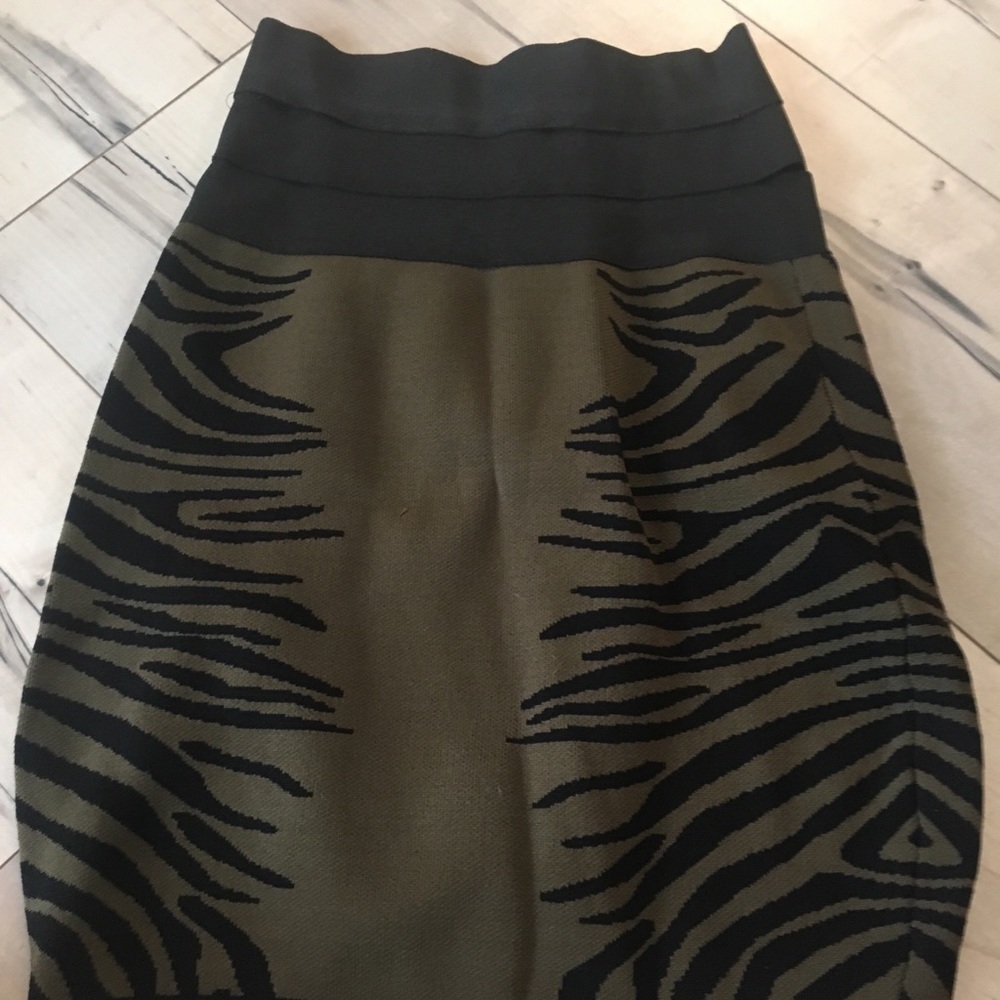 Avocado green tight skirt